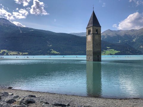 The pearls of Trentino-Alto Adige: the lakes of Tovel, Braies, and Resia - Svalbardislands